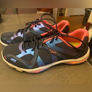 Ryka Woman’s tennis shoes, size 9.5